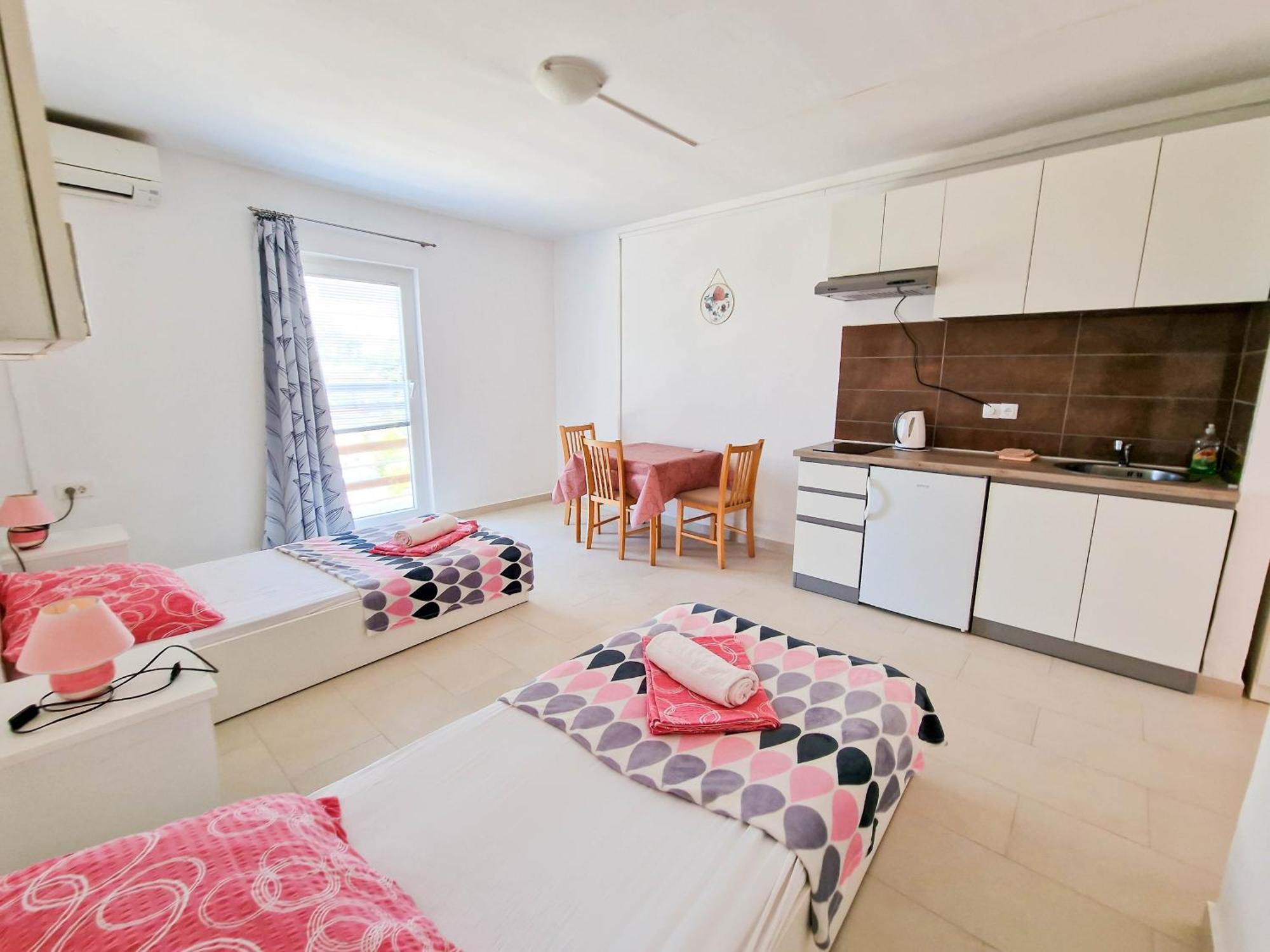 Ferienwohnung Flip - Flop Novalja Exterior foto